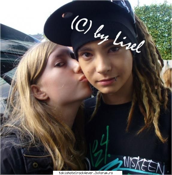 Tom si fetitzele ;;) - lary_th - *..::Tom Kaulitz::..*