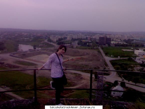 VAleu Denisse pericol publik =)))) LOL ferea - D se vede :D:D?? - *..::Me, myself & I::..*