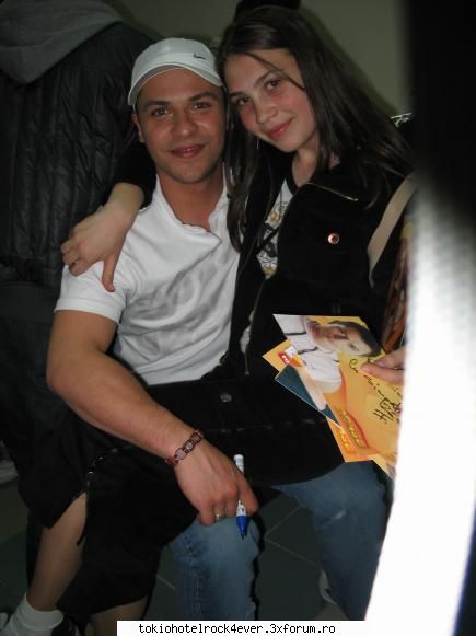 Voi si acest forum:D - prr mister viziru asta :D:D augustinu meu - *..::All about us::..*