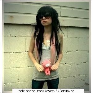Weekend - lindsay - *..::FanFiction Archive::..*