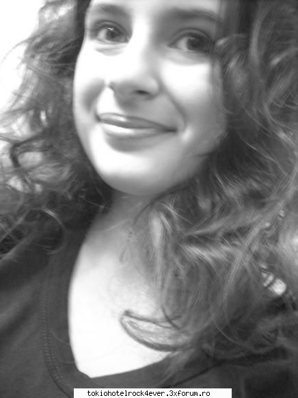 Whit3Ang3l - aici era cretz sii =)) - *..::Me, myself & I::..*