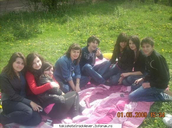 Whit3Ang3l - aici este mai multi - *..::Me, myself & I::..*