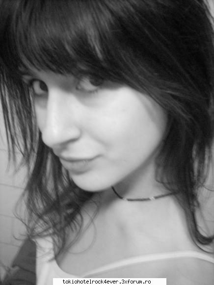 Whit3Ang3l - Bine,una E o poza..:| seaca - *..::Me, myself & I::..*