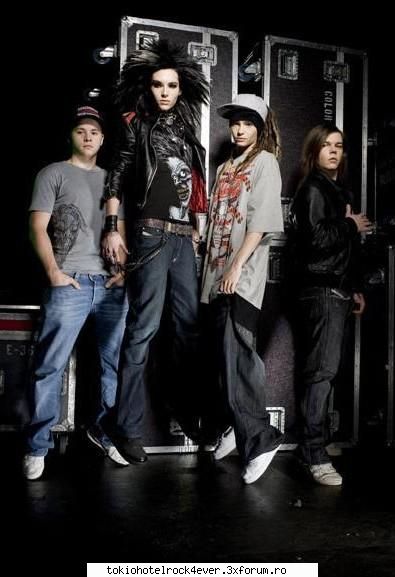 :X Tokio Hotel :X - prima oara l'am vazut pe tom (parea cam mic) si - *..::Tokio Hotel::..*