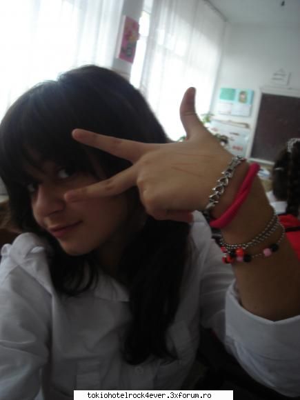 Zo cei Merri - nush..n'aveam alta poza :x - *..::Me, myself & I::..*