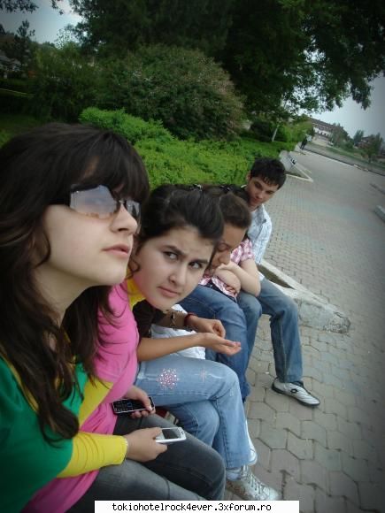 Zo cei Merri - cu grupul de ursi vegetarieni - *..::Me, myself & I::..*