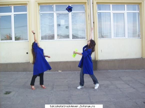 Zo cei Merri - acest poz in fascineaza hipnotizeaza infometeaza - *..::Me, myself & I::..*