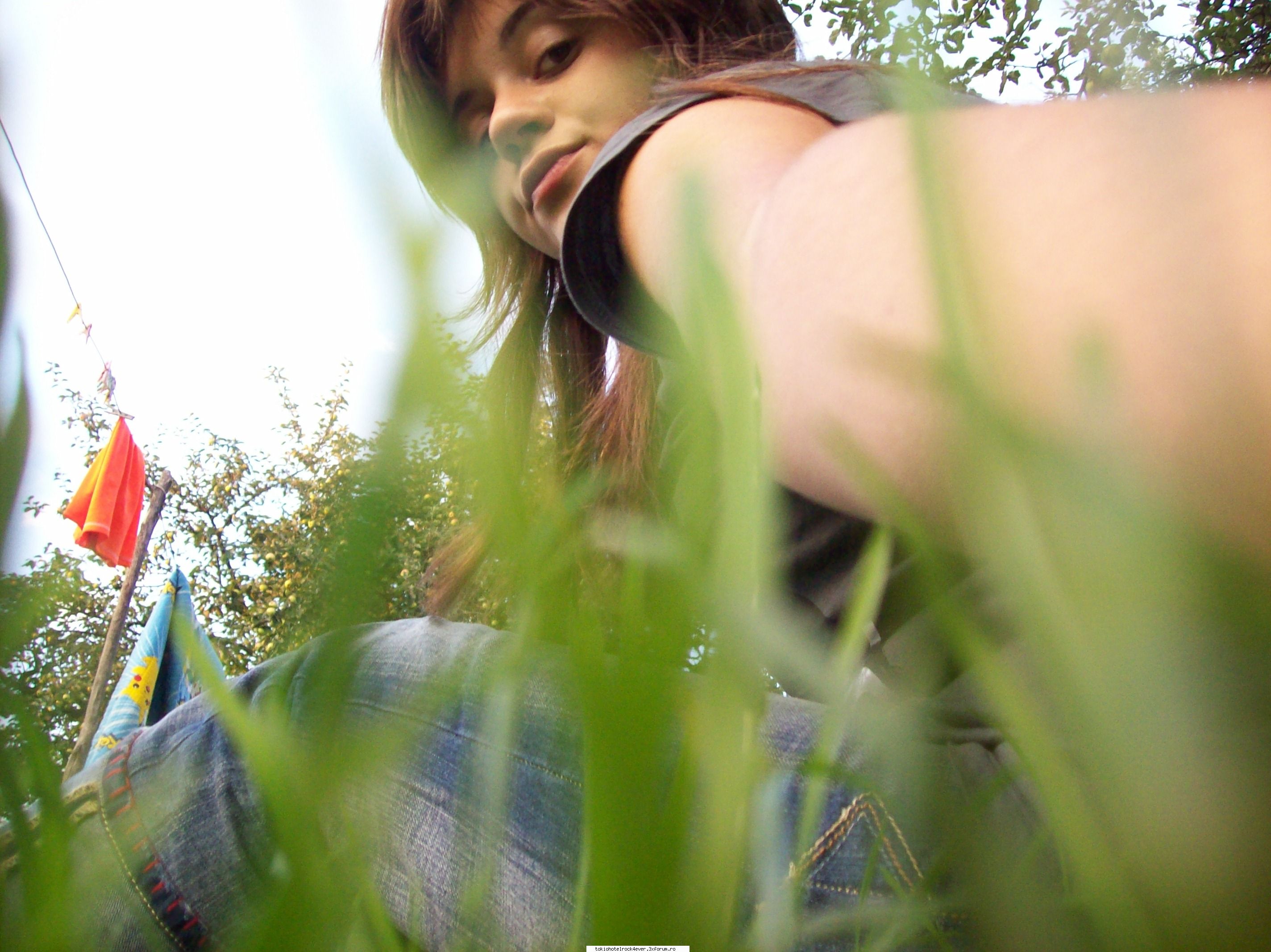 Zo cei Merri - aici era la bunic in curte ce fatza aree vaii luii - *..::Me, myself & I::..*
