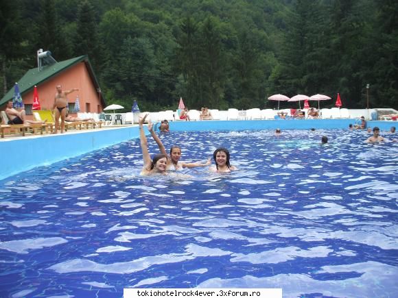 Zo cei Merri - aici la strand era un ap asa curat si frumoss si - *..::Me, myself & I::..*