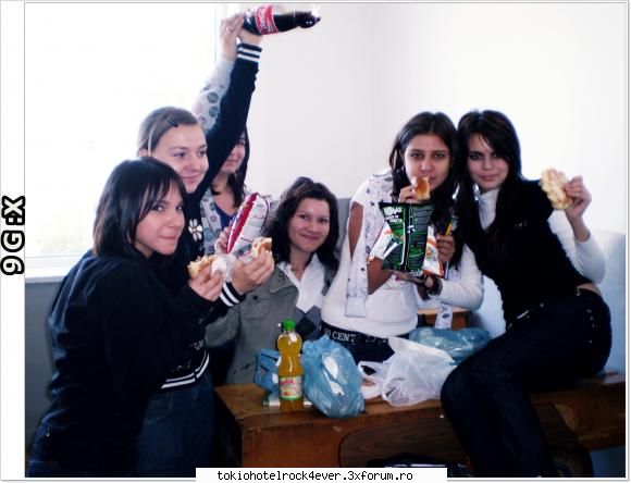 aaaa - pai am o poza are e favuta ieri am vrut sa opun - *..::Me, myself & I::..*