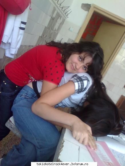 aby_4_gusty - mai aveam putin si adormeam si io - *..::Me, myself & I::..*