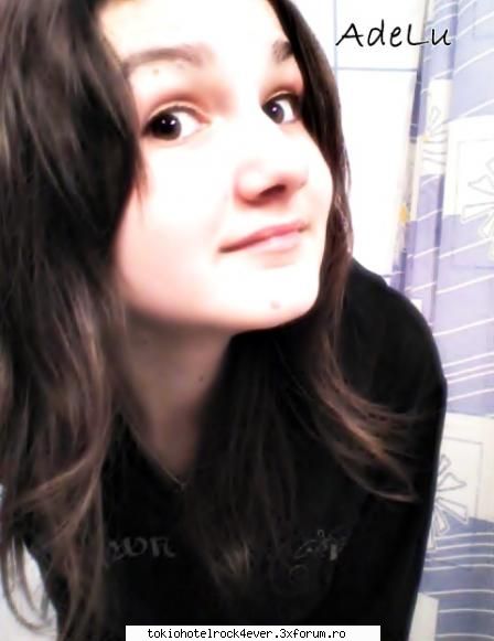adelinutza - Imi place parul lung Il ador si il vreau pana la - *..::Me, myself & I::..*