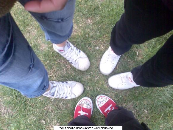 adelinutza - si ultima cu cracii doreste a preciza: adelul - *..::Me, myself & I::..*