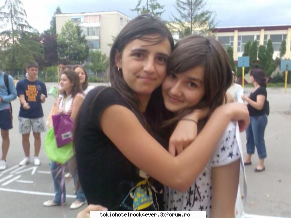 adelinutza - aici sunt cu mamitz - *..::Me, myself & I::..*