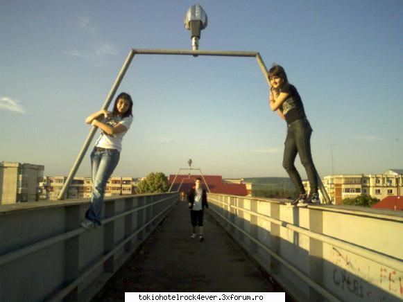adelinutza - Priviti cum se tinea AdeLul Ii era frik Doar are - *..::Me, myself & I::..*