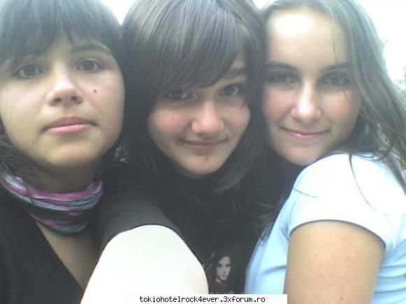 adelinutza - Ele sunt prietenele mele cele mai bune din clasa - *..::Me, myself & I::..*