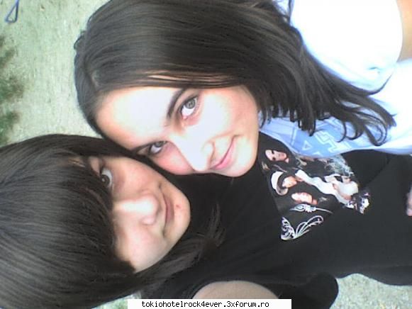 adelinutza - Vache Scuzatii fata! Avea un breton de emos idiot - *..::Me, myself & I::..*