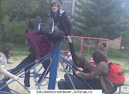 adelinutza - Eu sunt cea cu roatele in sus - *..::Me, myself & I::..*