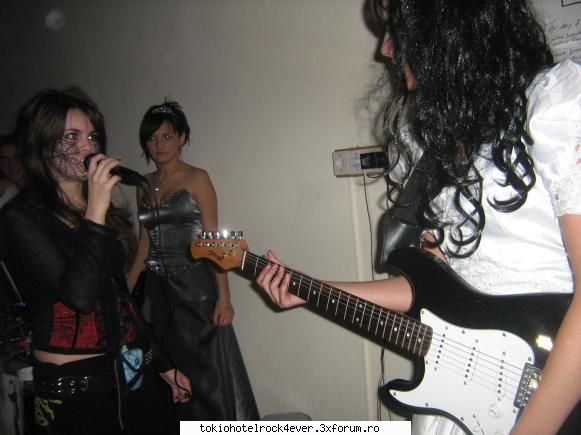 adelinutza - Hobble - *..::Me, myself & I::..*