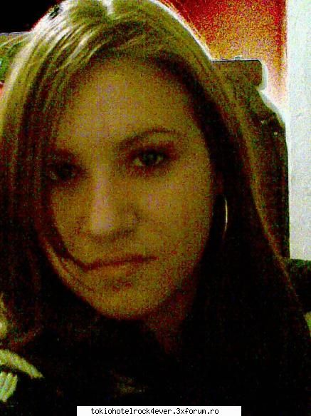 anna - asta nu se vede prea bine - *..::Me, myself & I::..*