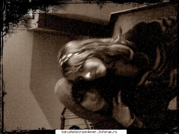 ~april~bill is my love~ - aici sunt cu lavinia:X - *..::Me, myself & I::..*