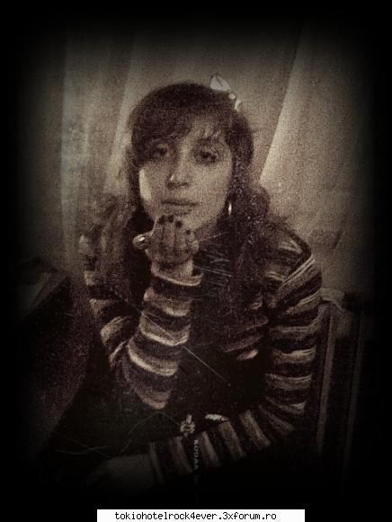~april~bill is my love~ - asta e un pupik pt voi:*:*:*:* - *..::Me, myself & I::..*