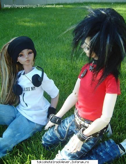 baby doll...TOM! :X:x:X - da` cu Tommy nu am mai gasit...adik numai cu - *..::Tom Kaulitz::..*