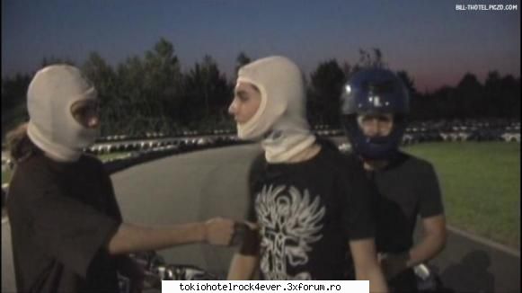 baietzii in ipostaze ciudate =)) - AdeLul - *..::Gallery::..*