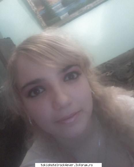 bebitza love tom - bebitza_blonda - *..::Me, myself & I::..*