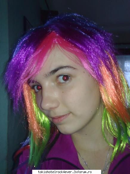 bebitza love tom - d asta s nu radeti k mi-am pus o peruk - *..::Me, myself & I::..*