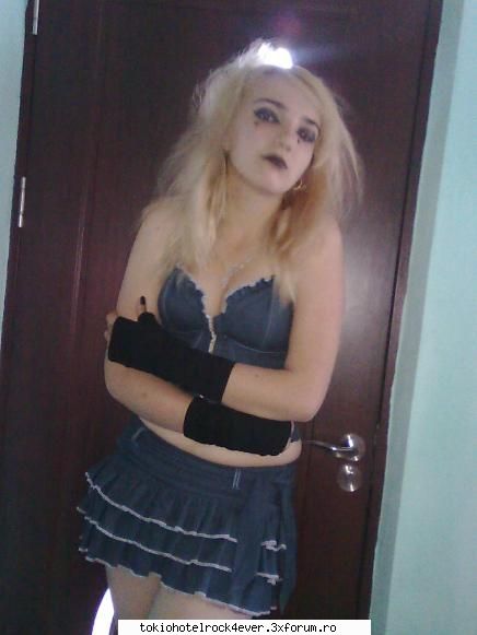 bebitza love tom - bn bn pun dar nu mai pun dalea decat cateva - *..::Me, myself & I::..*