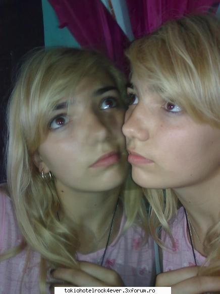 bebitza love tom - acxum poze normale eram in pijamale - *..::Me, myself & I::..*
