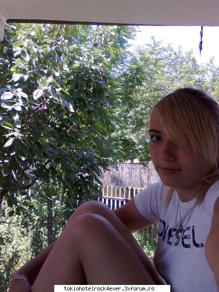 bebitza love tom - bebitza_blonda - *..::Me, myself & I::..*
