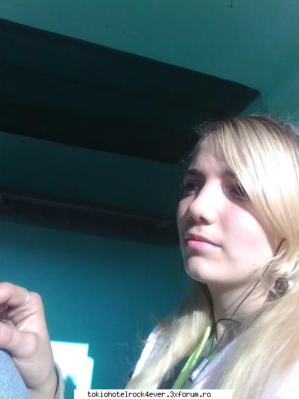 bebitza love tom - bebitza_blonda - *..::Me, myself & I::..*