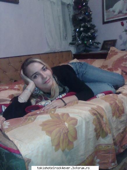 bebitza love tom - bebitza_blonda - *..::Me, myself & I::..*