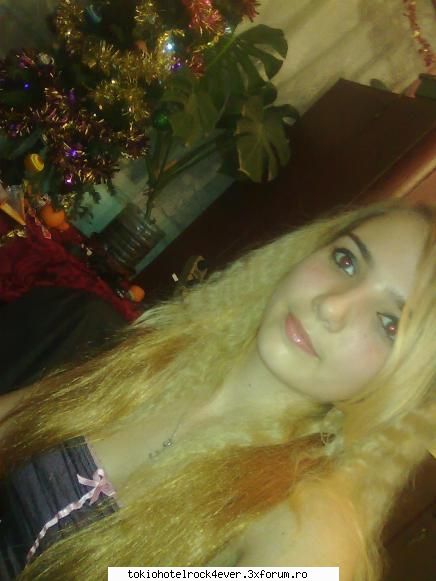 bebitza love tom - asha revelion s tot am gogulin stie mai bne - *..::Me, myself & I::..*