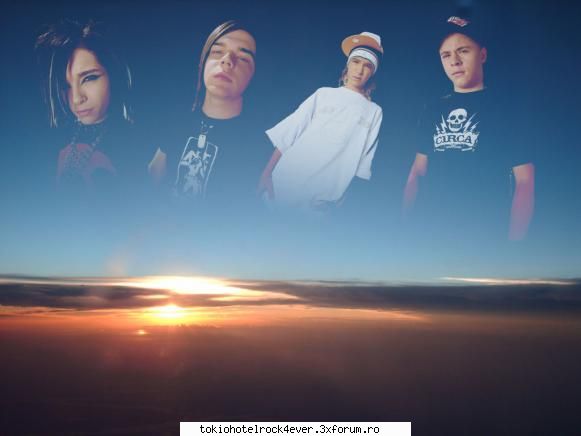 bill` are masina`...^_^ - este zooper masina.nu vrea oare sa ne-o imprumute - *..::Bill Kaulitz::..*