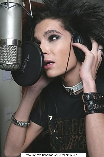 biografie - intre el si TOM exista o f stransa legatura;simt - *..::Bill Kaulitz::..*