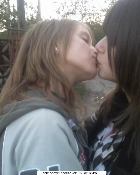 <><><><>bogdana<><><><> - lol dar noi nu ne-am pupat de+a binelea doar nu - *..::Me, myself & I::..*