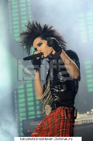ce ati face dak vati intilni cu BILL? - eee,eu ias cere.....un autograf si opoza dar - *..::Bill Kaulitz::..*