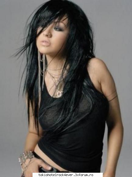 christina aguilera - pune DIRRTY!!! aia e piesa tare! - *..::Other Bands::..*