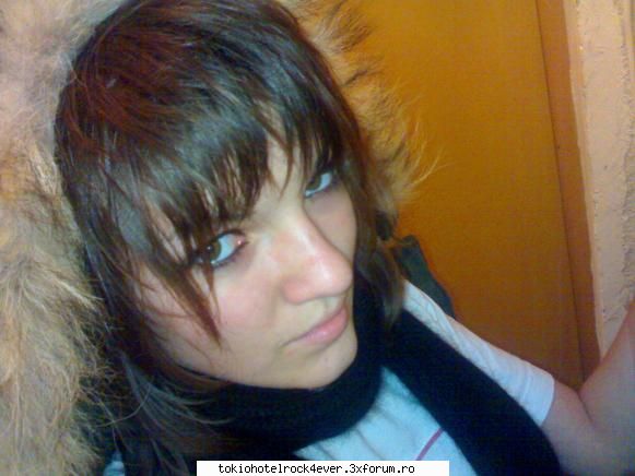 :limba:  :nebun: 

cea mai imi place cel mai astea...is facute aseara:x:x crazy child-->eo