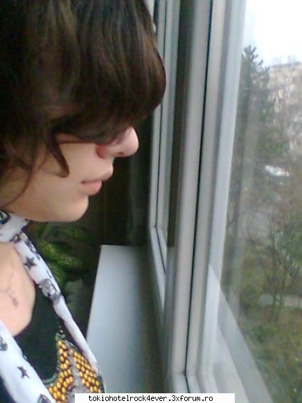 de cat timp ascultatzi voi TH? - eu una ascult aproximativ 4-5 ani de cand a - *..::Tokio Hotel & Us::..*
