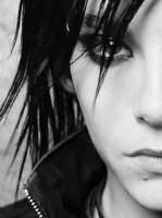 de cat timp ascultatzi voi TH? - sunt noua p-aici..... pai...km din 2006.......p - *..::Tokio Hotel & Us::..*