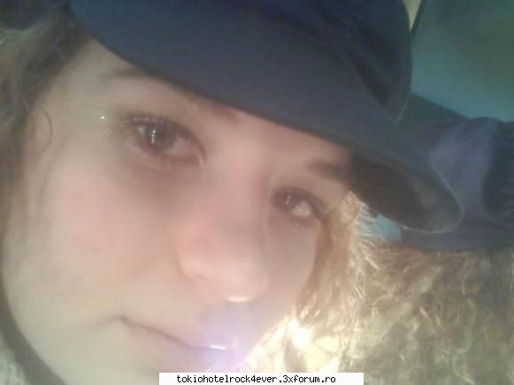 deedee_bill_tokiohotel - am ochii verzi,f rar albastrii....am parul - *..::Me, myself & I::..*