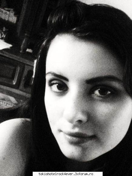 deedee_bill_tokiohotel - pai....eu fac muzica la liceul de arta din - *..::Me, myself & I::..*