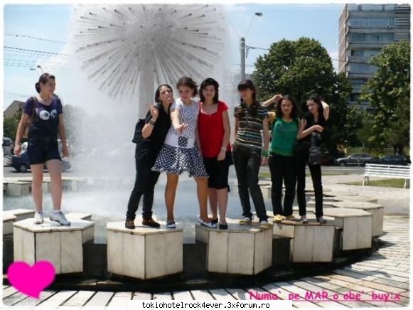 doar eu:P;;) - Eu plecasem de la party din plictiseala (:| Eu - *..::Me, myself & I::..*