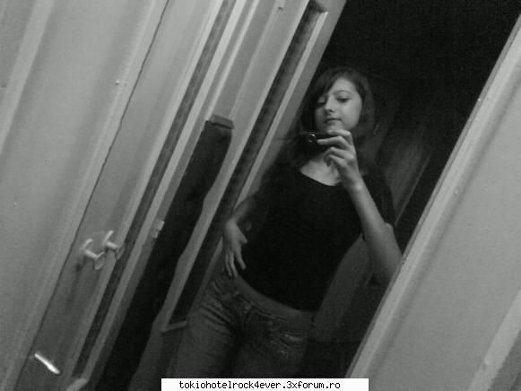eo...cn altcineva=)) - daca am zis ka va pon pozici ..va pon - *..::Me, myself & I::..*