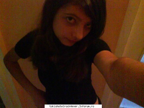 eo...cn altcineva=)) - ..::MuSsIc Is LoVe::.. - *..::Me, myself & I::..*