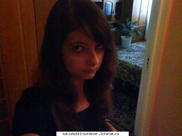 eo...cn altcineva=)) - ..::MuSsIc Is LoVe::.. - *..::Me, myself & I::..*